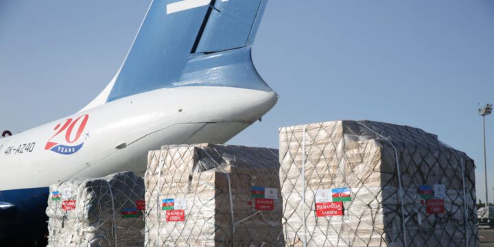 Birinci xanım Mehriban Əliyevanın tapşırığı ilə daha bir humanitar yardım təyyarəsi Türkiyəyə yola düşüb