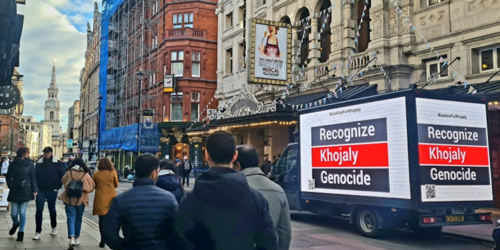İngiltərənin 3 şəhərində Xocalı soyqırımı ilə bağlı məlumatlandırma aksiyası keçirilib