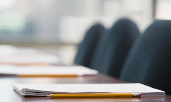 Əfv Məsələləri Komissiyasının iclası keçirilir