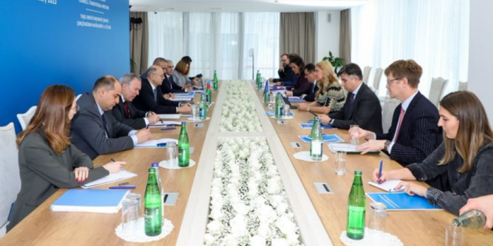 Azerbaijan intensifies its activities for transmission of green energy with EU