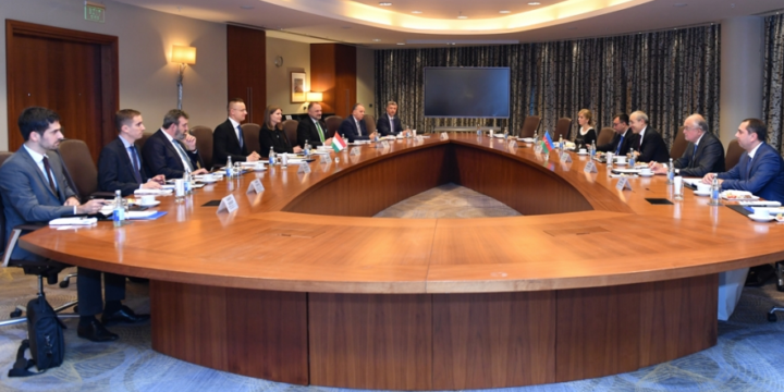 Azerbaijan, Hungary discuss possibility of implementing joint projects