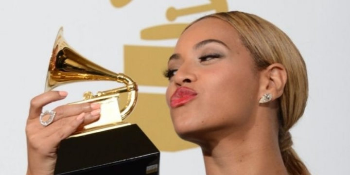 “Grammy” musiqi mükafatının qalibləri elan olunub