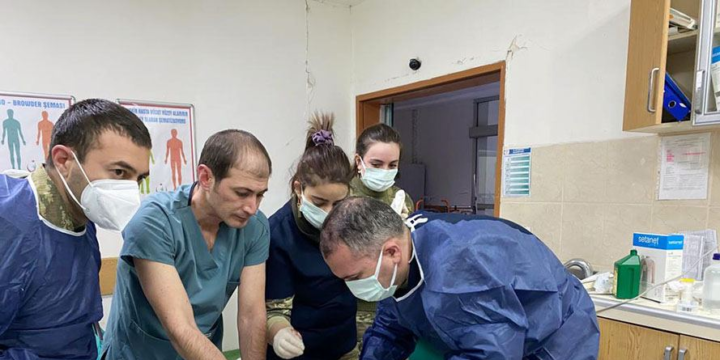 Hərbi tibb personalımız Kahramanmaraşda fəaliyyətə başlayıb