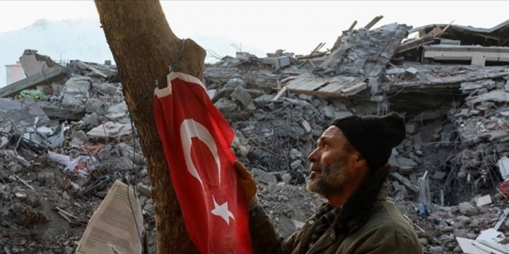 Türkiyənin səkkiz telekanalı ortaq yayımda: “Türkiyə tək ürək” yardım kampaniyası