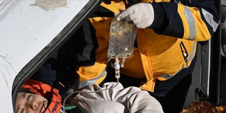 Türkiyədə zəlzələnin 11-ci günü: Dağıntılar altından 17 yaşlı qız sağ çıxarılıb