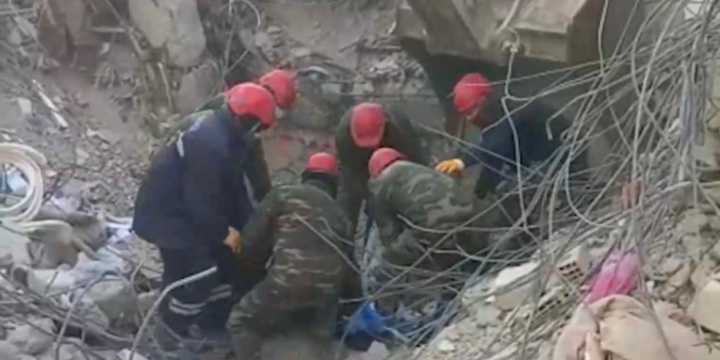 Azerbaijani rescuers pull 53 people alive from quake rubble in southern Türkiye