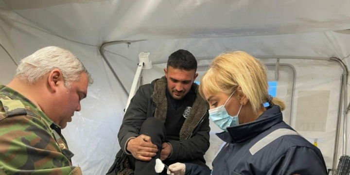 FHN-in Türkiyədə fəaliyyət göstərən mobil səhra hospitallarında 729 nəfərə tibbi xidmət göstərilib