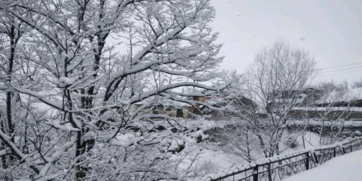 Qaxa 62 santimetr qar yağıb