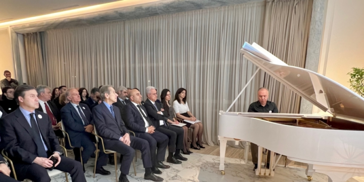Heydər Əliyev Fondunun təşkilatçılığı ilə Romada Xocalı soyqırımına həsr olunan tədbir keçirilib