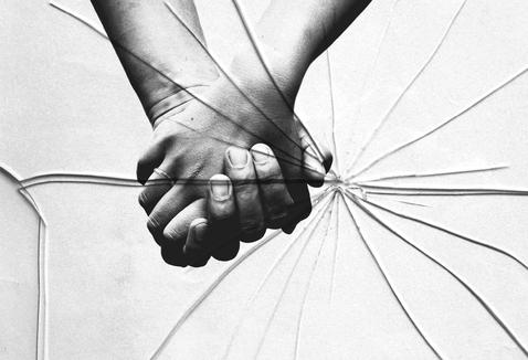 Ötən il boşanmaların sayı azalıb