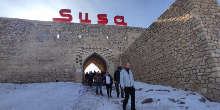 Beynəlxalq səyahətçilər Şuşa qalasında olublar