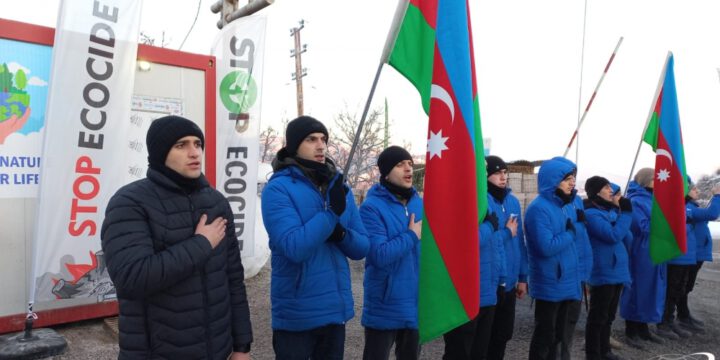 64-cü gün: Təbii sərvətlərimizin qanunsuz istismarına qarşı dinc aksiya davam edir