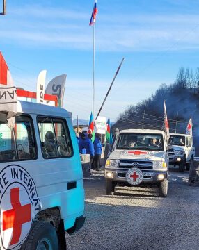 Laçın-Xankəndi yolu: BQXK-yə məxsus avtomobillər aksiya ərazisindən maneəsiz keçib