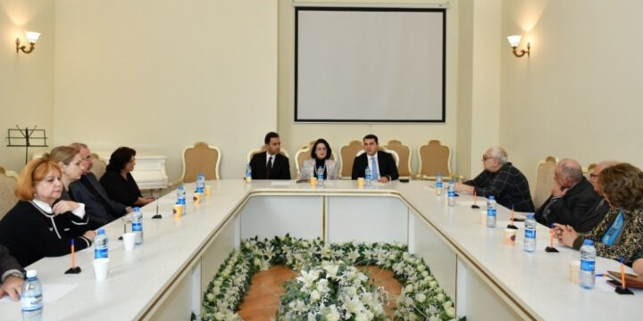 Mədəniyyət nazirinin birinci müavini Adil Kərimli Bəstəkarlar İttifaqının kollektivi ilə görüşüb