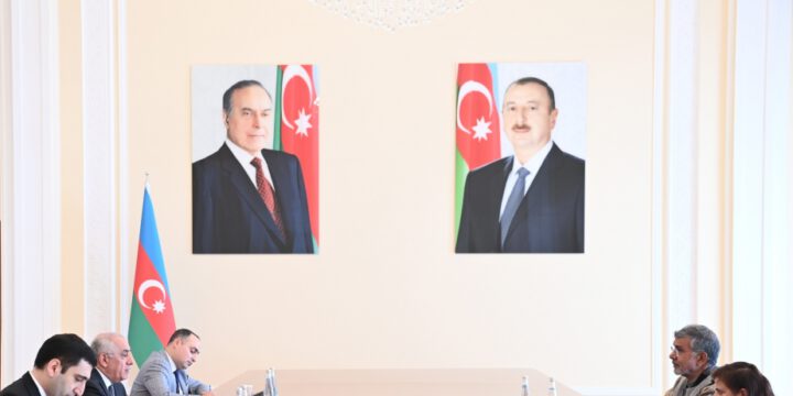 Azerbaijani Prime Minister meets with Nobel Peace Prize laureate