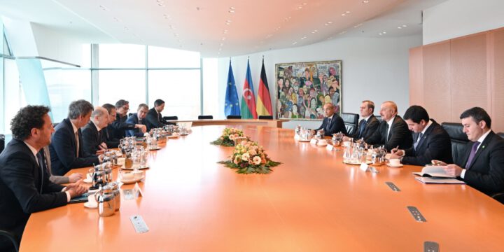 Azərbaycan Prezidenti İlham Əliyevin Berlində Almaniya Kansleri Olaf Şolts ilə geniş tərkibdə görüşü keçirilib