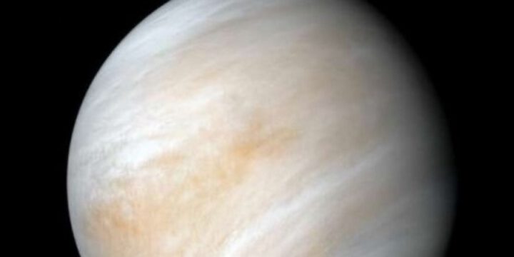 New study explores the ‘tsunami’ in Venus’s clouds