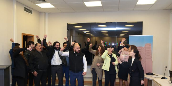 Ümummilli Liderin 100 illik yubileyinə həsr olunmuş “Qurtuluş” tamaşası nümayiş etdirilib