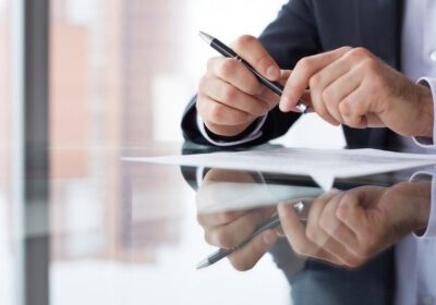 Vəkillərin fəaliyyəti ilə bağlı bir sıra dəyişikliklər təsdiqlənib