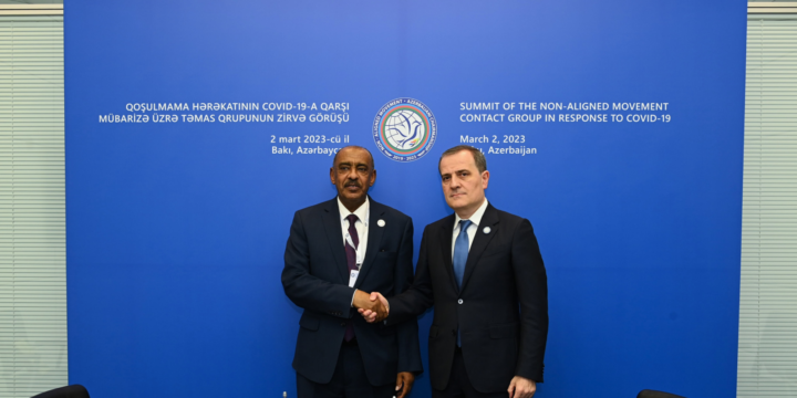 Ceyhun Bayramov Sudanın xarici işlər naziri ilə görüşüb