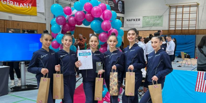 Gimnastlarımız Almaniyada keçirilən beynəlxalq turnirdə gümüş medal qazanıblar