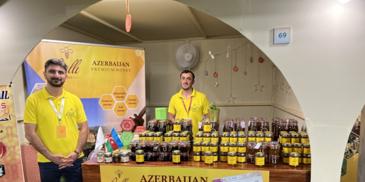 Azərbaycan balı Qətərdə beynəlxalq sərgidə təqdim olunub
