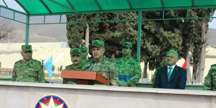 Novruz bayramı ərəfəsində müxtəlif bölgələrdə hərbi qulluqçularla görüş olub