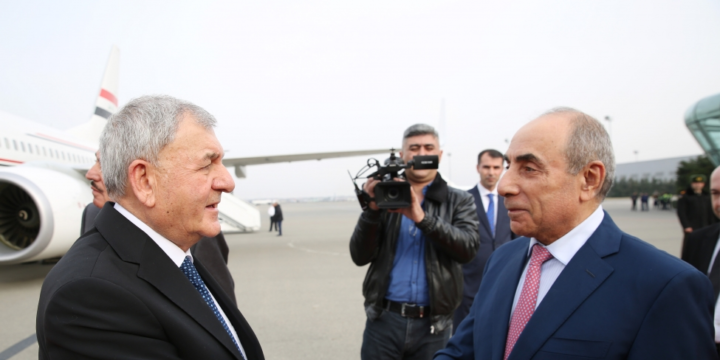 Iraqi President Abdul Latif Jamal Rashid arrives in Azerbaijan