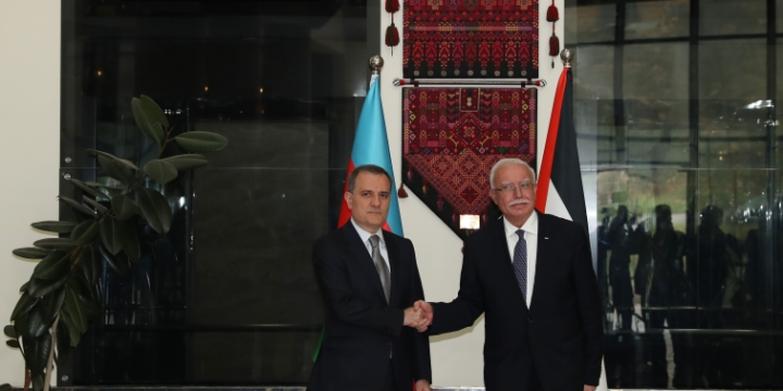 Azerbaijani, Palestinian FMs meet in Ramallah