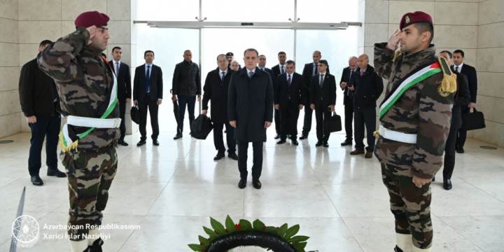 Azerbaijani FM visits Yasser Arafat Museum