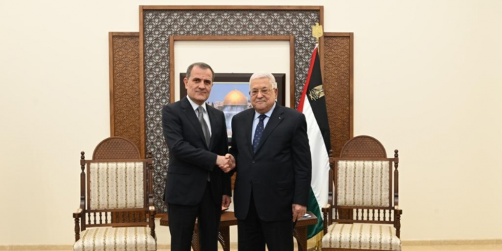 Azerbaijani FM meets with President of Palestine