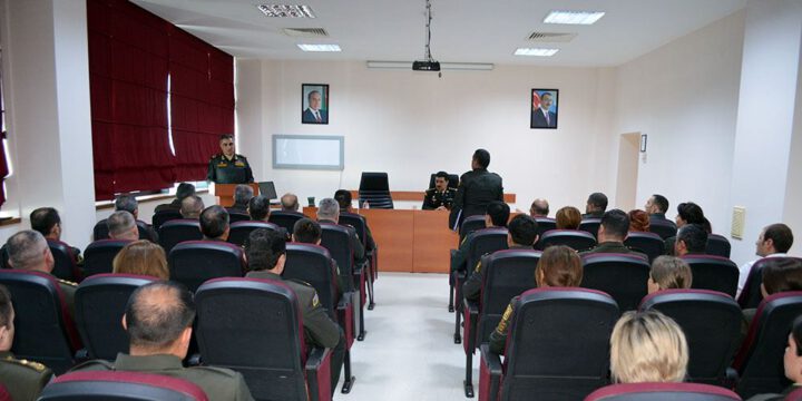 Kahramanmaraşda fəaliyyət göstərən hərbi tibb personalımız təltif olunub