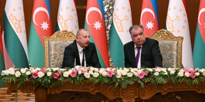 Azərbaycan-Tacikistan sənədləri imzalanıb