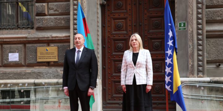 Official welcome ceremony was held for President Ilham Aliyev in Sarajevo