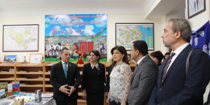 Özbəkistanda “Şuşa günləri” çərçivəsində özbək dilində Xurşidbanu Natəvanın əsərlərinin təqdimatı olub