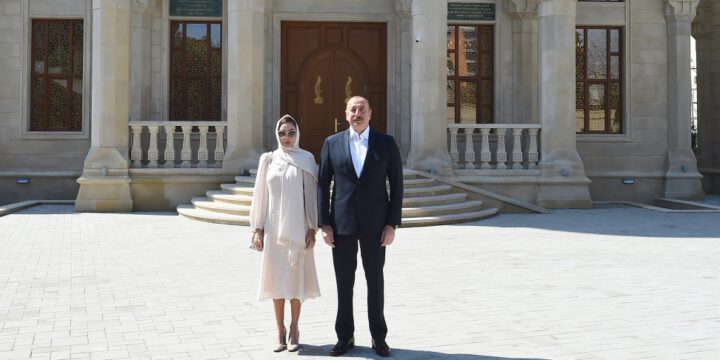 Prezident İlham Əliyev və Birinci xanım Mehriban Əliyeva Nərimanov rayonunda “Cümə” məscidinin açılışında iştirak ediblər 