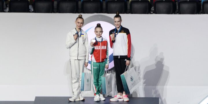 Bulgarian and Chinese gymnasts awarded AGF Trophy Cup in Baku