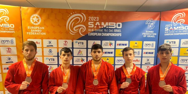 Azerbaijani sambo wrestlers bring home 14 medals from Israel