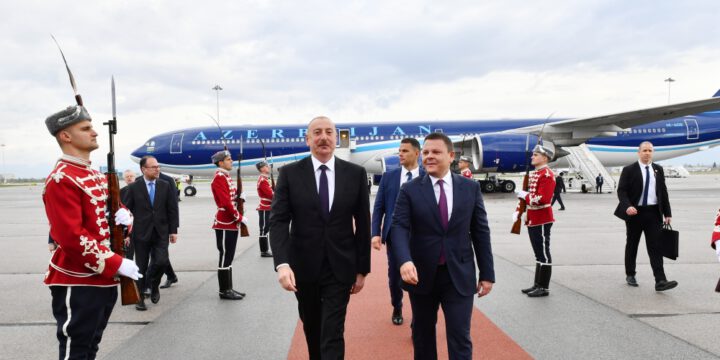 President Ilham Aliyev arrived in Bulgaria for working visit 