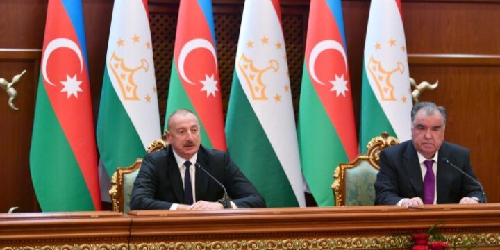 President Ilham Aliyev invites his Tajik counterpart to visit Azerbaijan