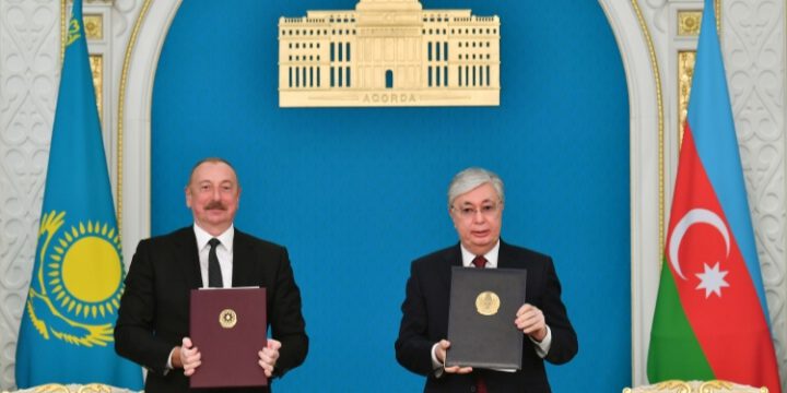 Azərbaycan-Qazaxıstan sənədləri imzalanıb