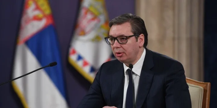 Serbiya Prezidenti Aleksandar Vuçiç xəstəxanaya yerləşdirilib