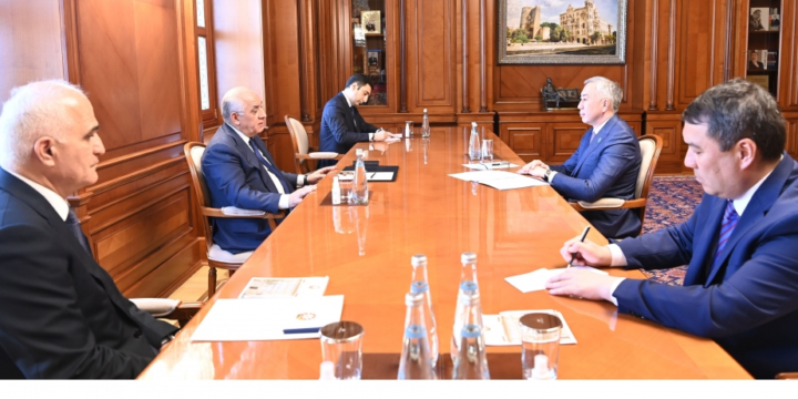 Azerbaijani PM meets with Kazakh Deputy PM