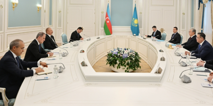 Azərbaycan və Qazaxıstan prezidentlərinin məhdud tərkibdə görüşü olub