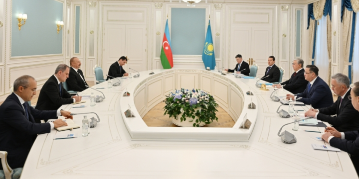 Presidents of Azerbaijan and Kazakhstan held meeting in limited format