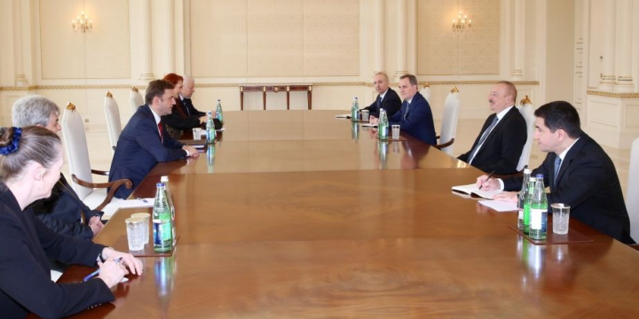Prezident İlham Əliyev ATƏT-in fəaliyyətdə olan sədrini qəbul edib