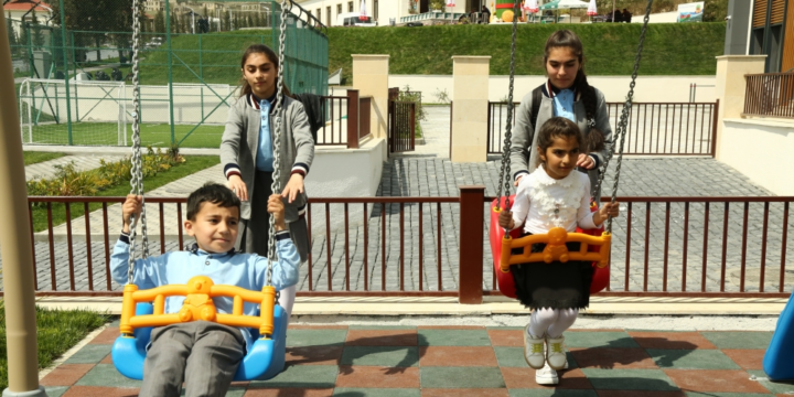 Talış sakinləri doğma yurda qayıdışın sevincini yaşayır