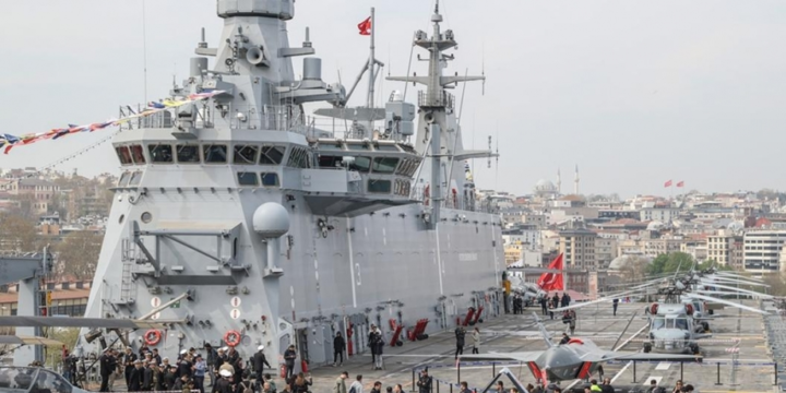 “TCG Anadolu”nu ilk gündə 9 minə yaxın adam ziyarət edib