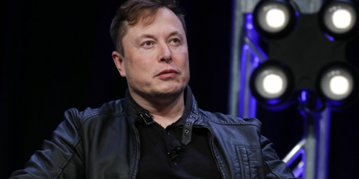 Elon Musk says he is working on rival to ChatGPT