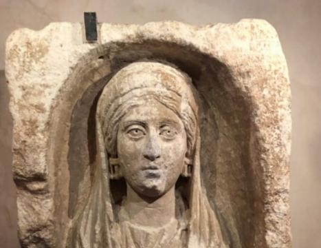 Türkiye gets back 1,800-year-old tomb stele from Italy